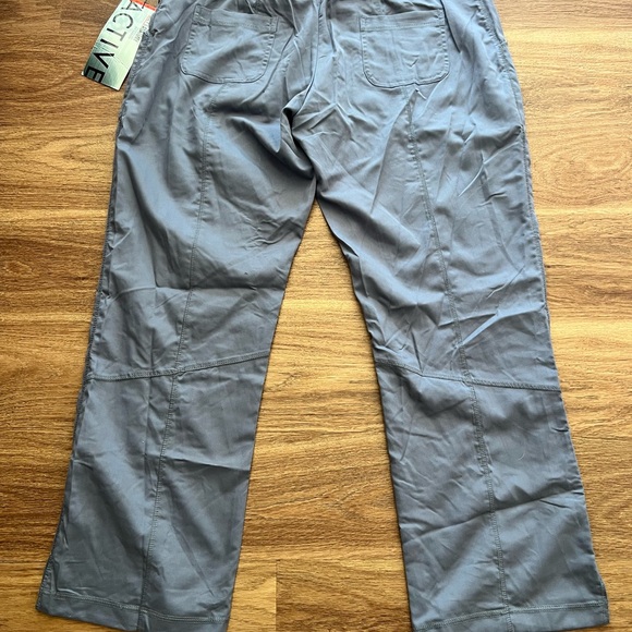 Grey’s Anatomy Active Scrub Pants by Barco – Women’s L/Pet– Gray – NEW with Tags - Picture 2 of 4